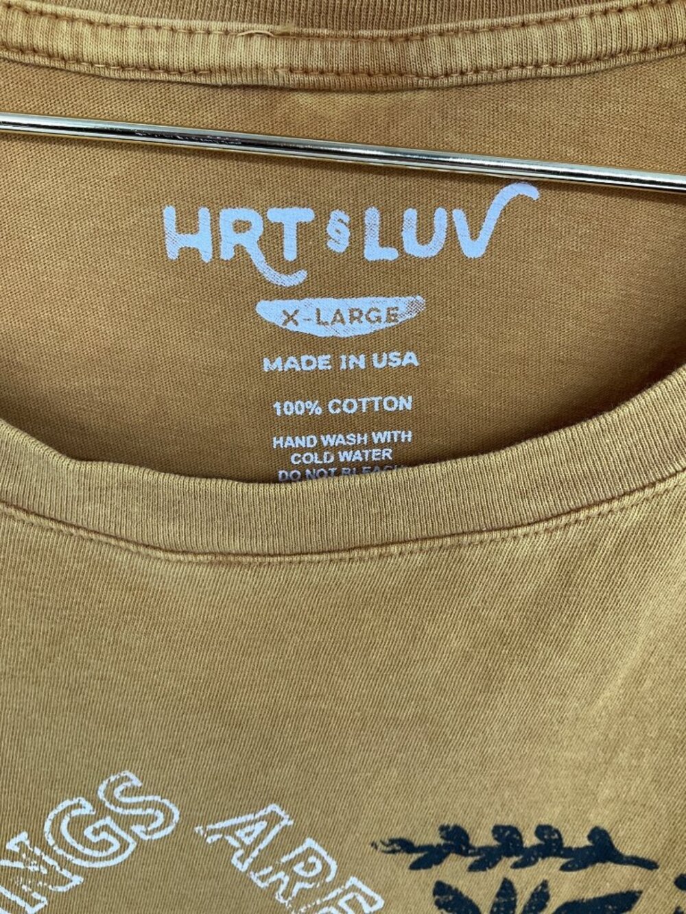 HRT & LUV size XL X-Large Short Sleeve Graphic Tee Good things are Coming Golden - Picture 4 of 7